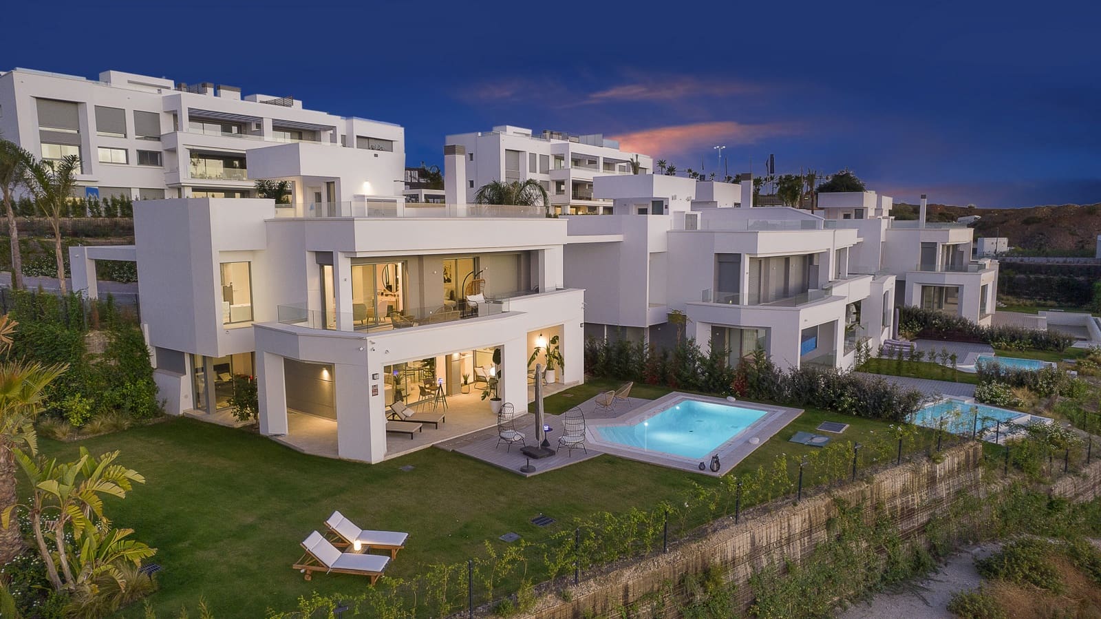 4 quarto Moradia para venda em Marbella com piscina garagem - 3 150 000 € (Ref: 10002094)