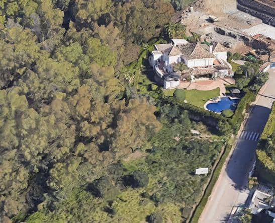 Bouwgrond te koop in Nueva Andalucia, Marbella - € 1.790.000 (Ref: 10002095)