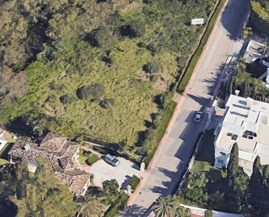 Bouwgrond te koop in Nueva Andalucia, Marbella - € 1.790.000 (Ref: 10002095)