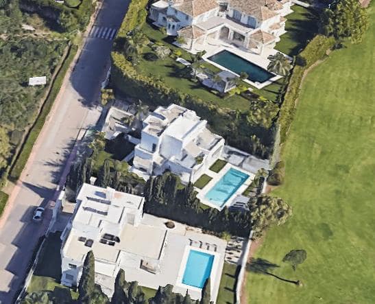 Bouwgrond te koop in Nueva Andalucia - € 1.790.000 (Ref: 10002095)