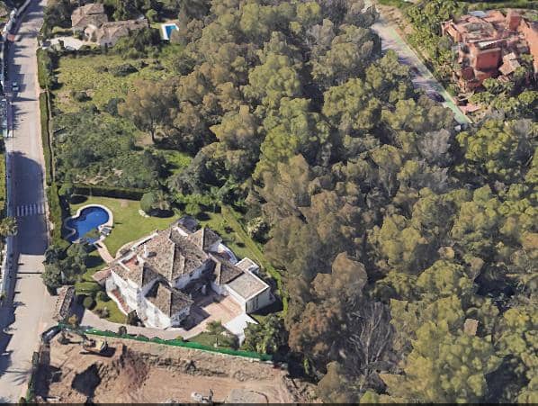 Bouwgrond te koop in Nueva Andalucia - € 1.790.000 (Ref: 10002095)