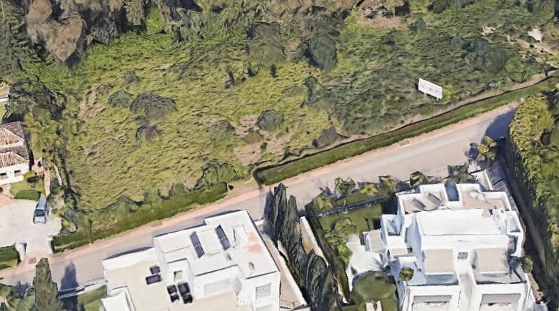 Bouwgrond te koop in Nueva Andalucia - € 1.790.000 (Ref: 10002095)