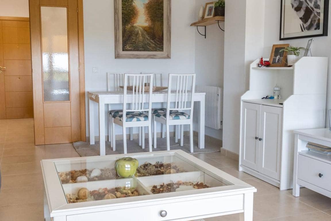 4 sovrum Lägenhet till salu i Nueva Andalucia med pool garage - 375 000 € (Ref: 10002096)