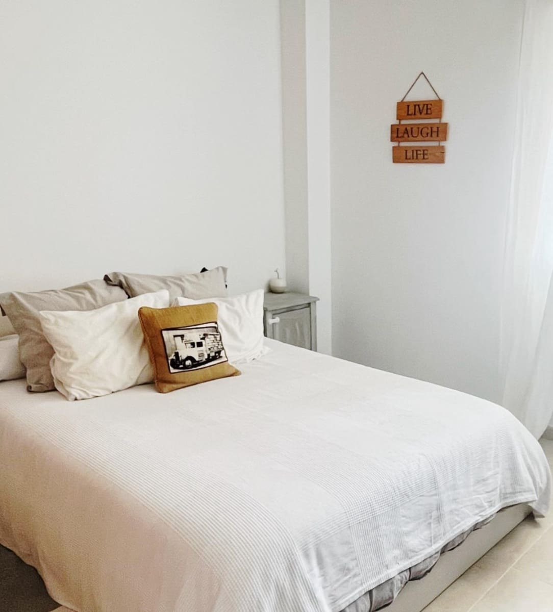4 sovrum Lägenhet till salu i Nueva Andalucia med pool garage - 375 000 € (Ref: 10002096)
