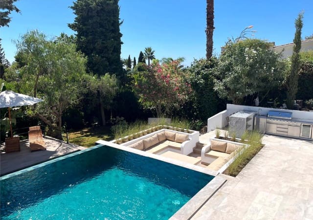 4 soveværelse Villa til salg i Marbella med swimmingpool garage - € 2.650.000 (Ref: 10002097)