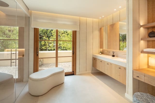 5 sypialnia Willa na sprzedaż w Golden Mile, Marbella z basenem garażem - 6 500 000 € (Ref: 10002100)