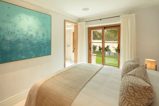 5 sypialnia Willa na sprzedaż w Golden Mile, Marbella z basenem garażem - 6 500 000 € (Ref: 10002100)