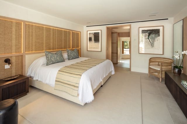 5 sypialnia Willa na sprzedaż w Golden Mile, Marbella z basenem garażem - 6 500 000 € (Ref: 10002100)