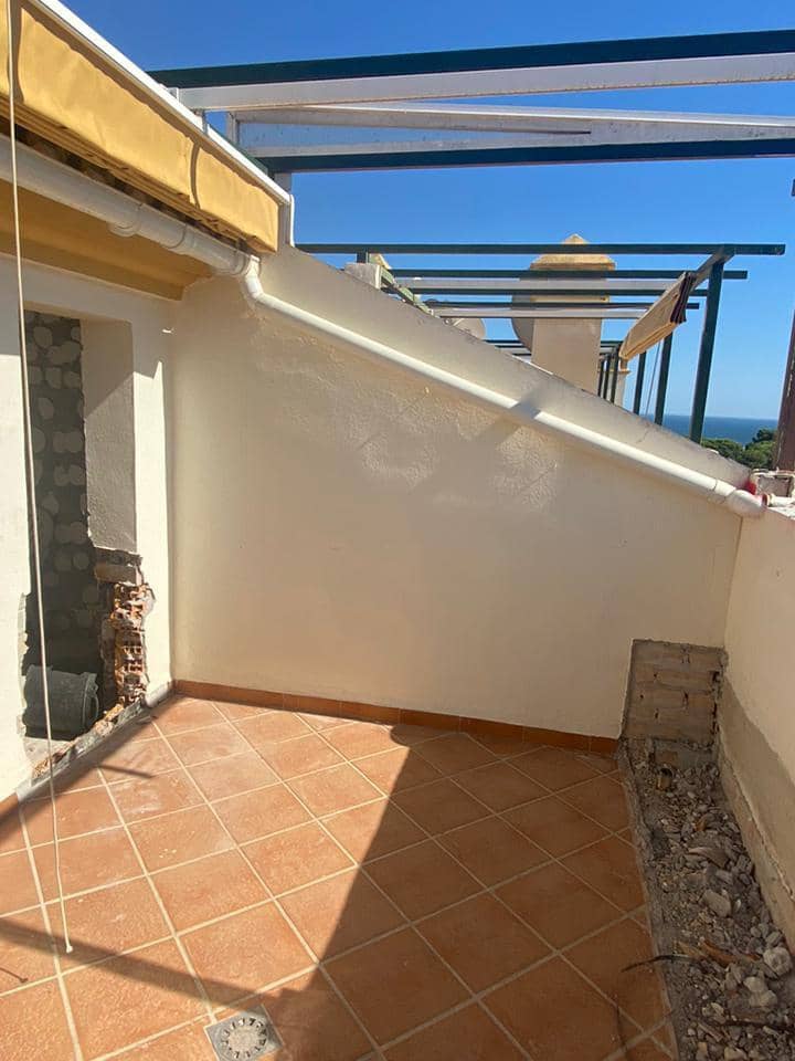 3 sypialnia Apartament na sprzedaż w Marbella z basenem garażem - 649 000 € (Ref: 10002105)