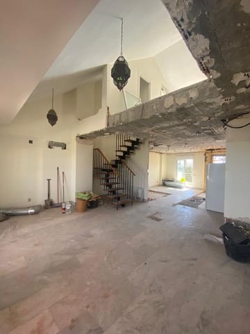 3 sypialnia Apartament na sprzedaż w Marbella z basenem garażem - 649 000 € (Ref: 10002105)