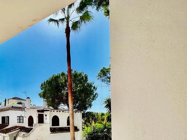 3 Zimmer Apartment zu verkaufen in Marbella mit Pool Garage - 545.000 € (Ref: 10002112)