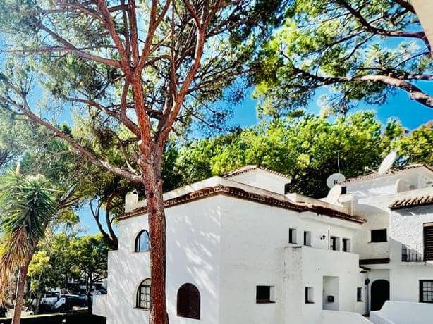 3 Zimmer Apartment zu verkaufen in Marbella mit Pool Garage - 545.000 € (Ref: 10002112)