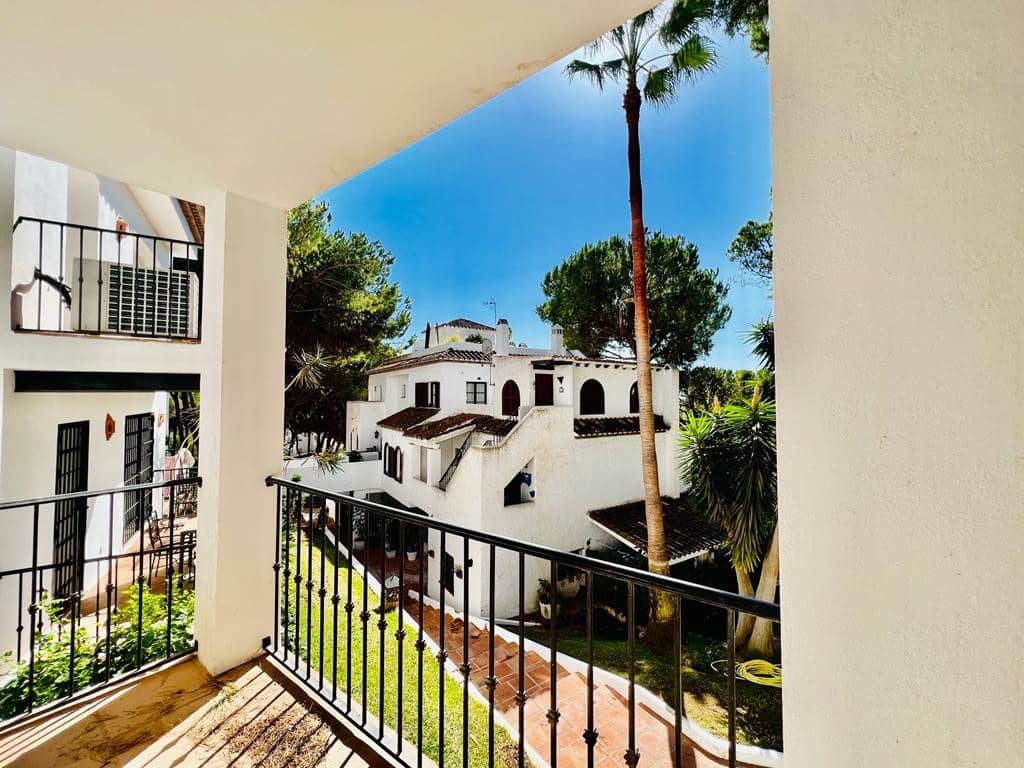 3 Zimmer Apartment zu verkaufen in Marbella mit Pool Garage - 545.000 € (Ref: 10002112)