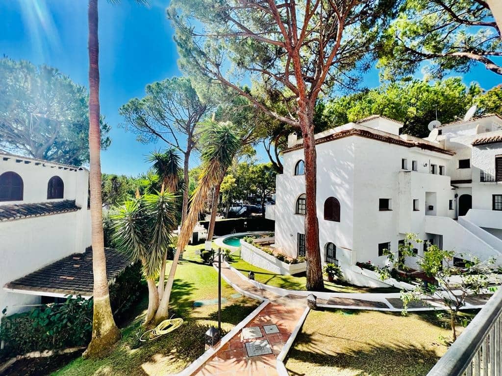 3 Zimmer Apartment zu verkaufen in Marbella mit Pool Garage - 545.000 € (Ref: 10002112)