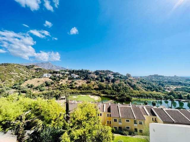 4 slaapkamer Appartement te koop in La Quinta, Benahavís met zwembad garage - € 950.000 (Ref: 10002113)