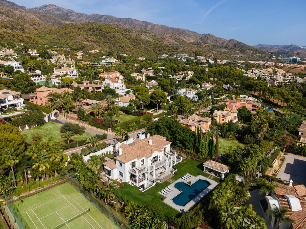 6 soverom Villa til salgs i Marbella med svømmebasseng garasje - € 8 750 000 (Ref: 10002116)