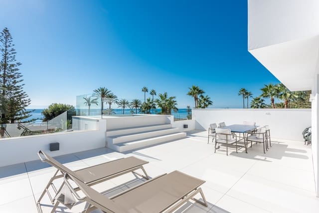 6 bedroom Villa for sale in Marbella with pool garage - € 5,490,000 (Ref: 10002117)