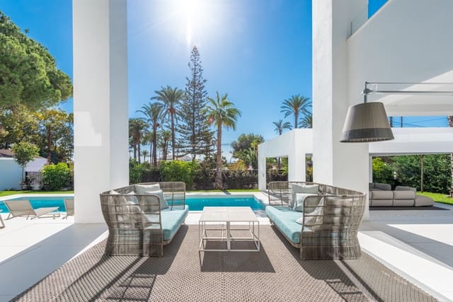 6 bedroom Villa for sale in Marbella with pool garage - € 5,490,000 (Ref: 10002117)