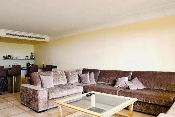 3 soverom Leilighet til salgs i Estepona med svømmebasseng garasje - € 1 495 000 (Ref: 10002120)
