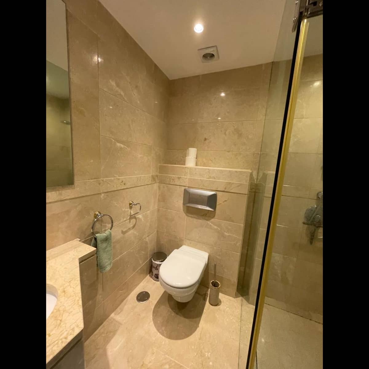 3 soverom Leilighet til salgs i Estepona med svømmebasseng garasje - € 1 495 000 (Ref: 10002120)