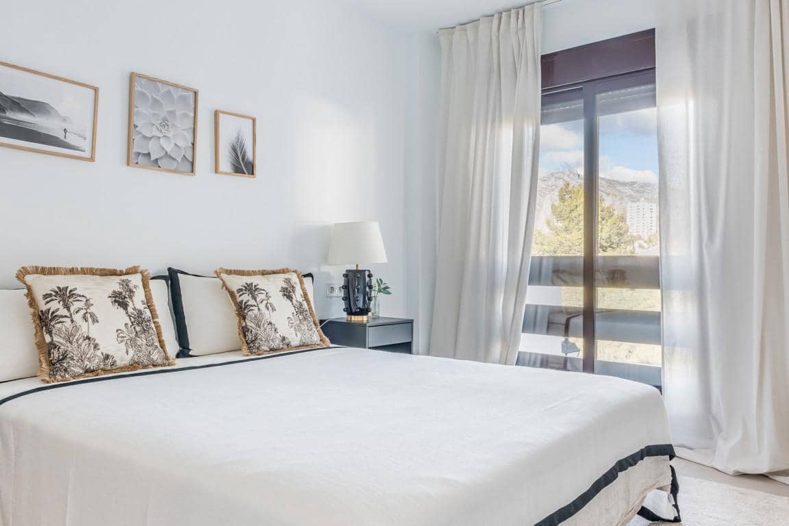 Apartamento de 3 habitaciones en Marbella en venta con piscina garaje - 600.000 € (Ref: 10002137)