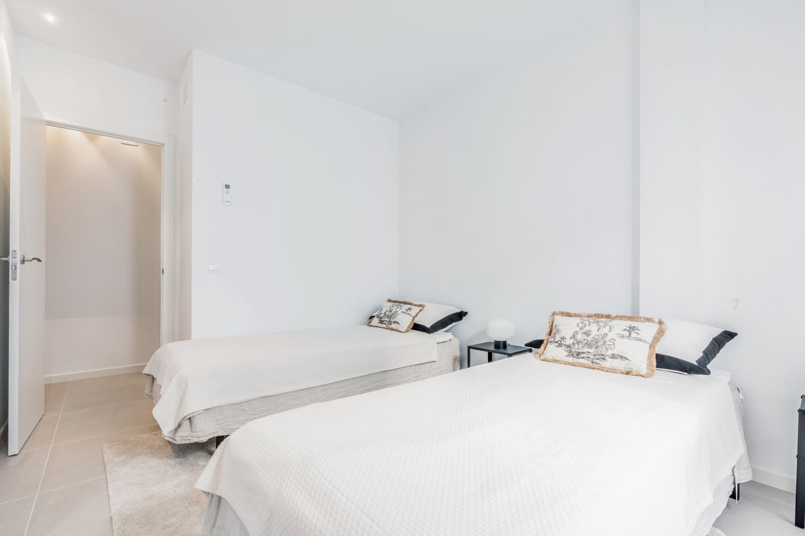 Apartamento de 3 habitaciones en Marbella en venta con piscina garaje - 600.000 € (Ref: 10002137)
