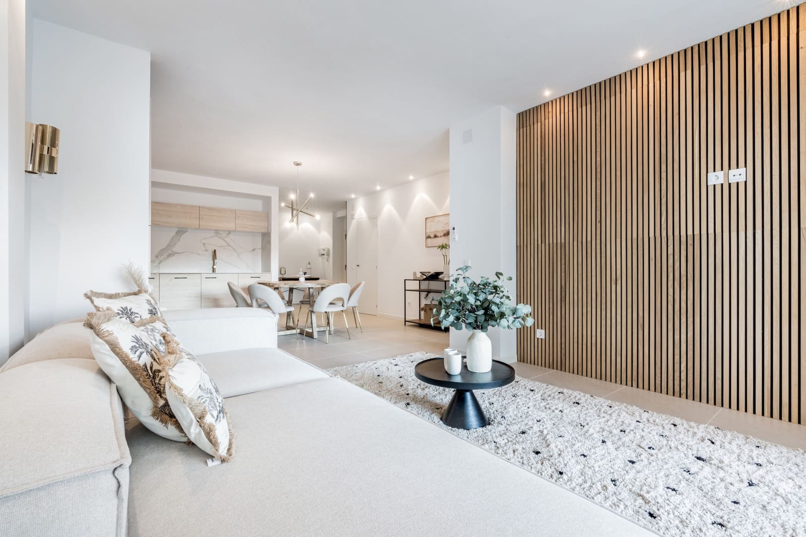 Apartamento de 3 habitaciones en Marbella en venta con piscina garaje - 600.000 € (Ref: 10002137)