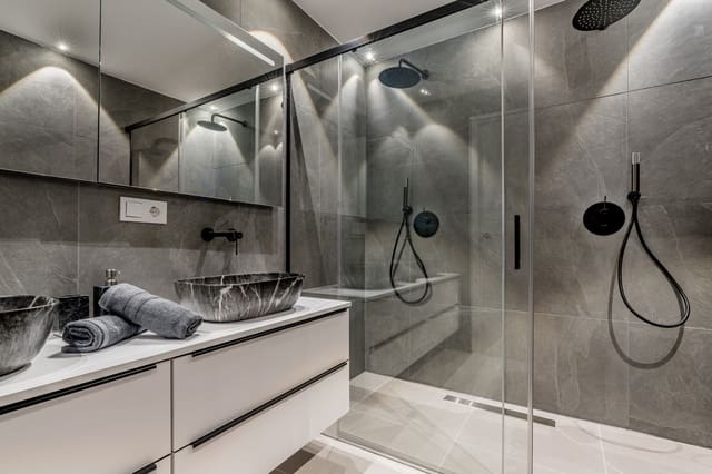 Apartamento de 3 habitaciones en Marbella en venta con piscina garaje - 600.000 € (Ref: 10002137)