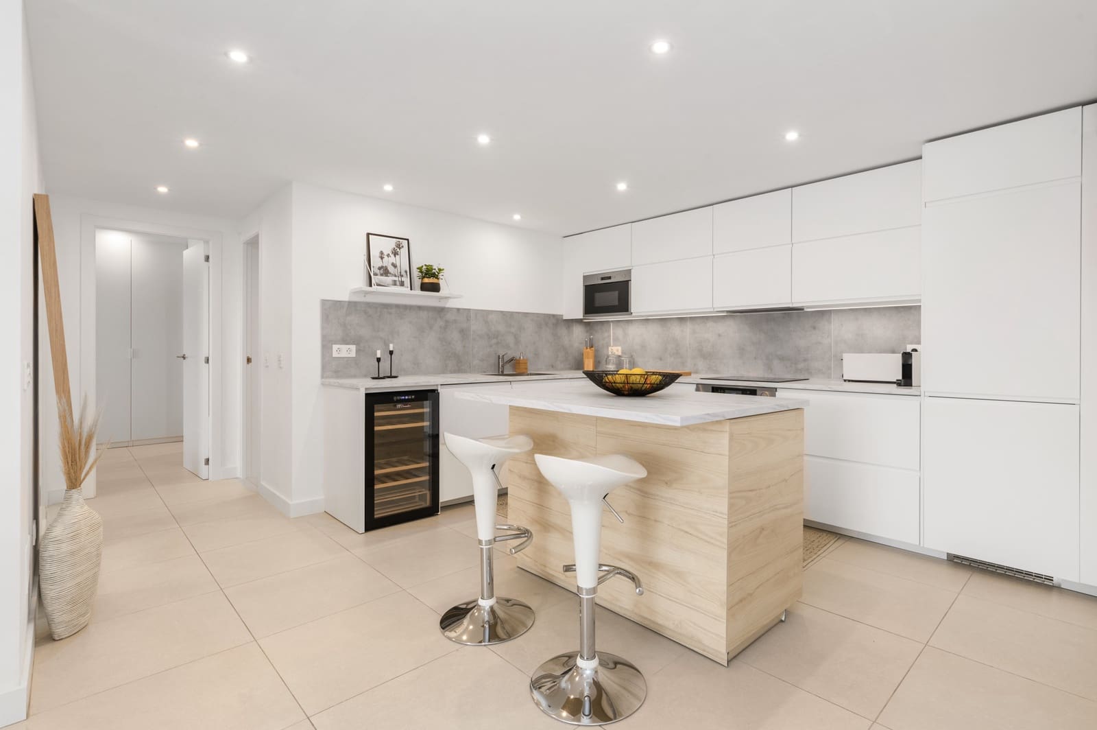 3 sypialnia Apartament na sprzedaż w Marbella z basenem garażem - 695 000 € (Ref: 10002139)