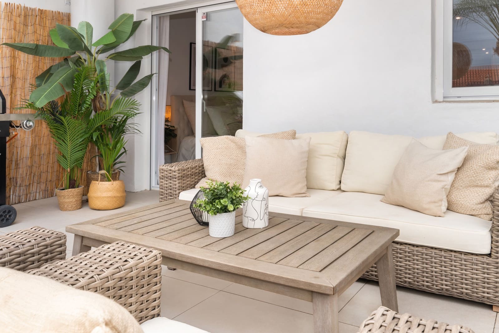 3 sypialnia Apartament na sprzedaż w Marbella z basenem garażem - 695 000 € (Ref: 10002139)