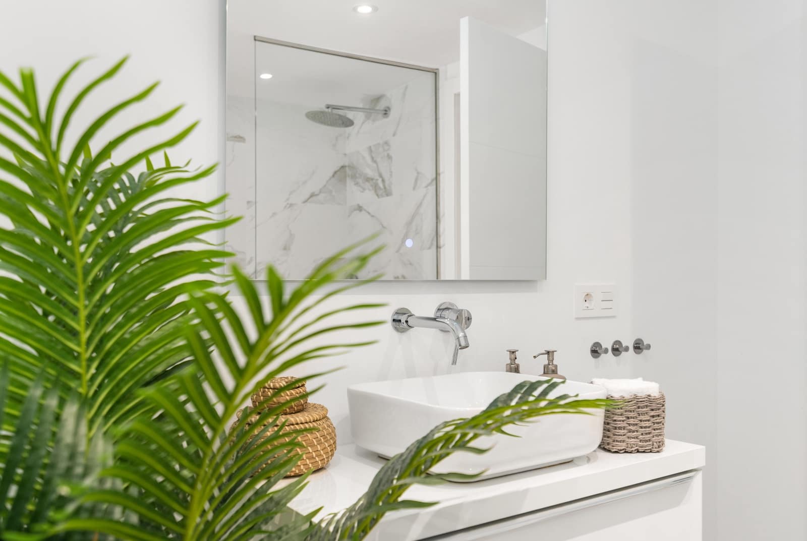 3 sypialnia Apartament na sprzedaż w Marbella z basenem garażem - 695 000 € (Ref: 10002139)