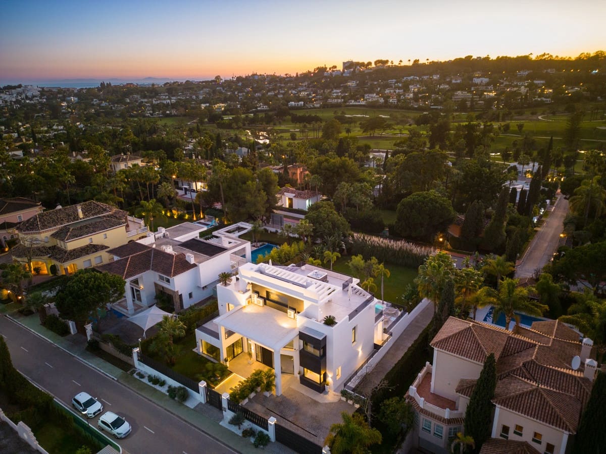 5 soveværelse Villa til salg i Marbella med swimmingpool garage - € 5.950.000 (Ref: 10002141)