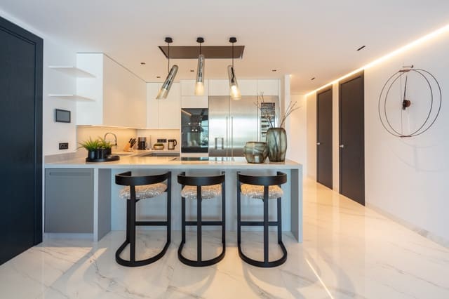 3 camera da letto Appartamento in vendita in Puerto Banus, Marbella - 2.950.000 € (Rif: 10002142)
