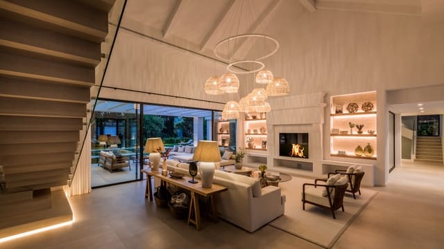 5 soveværelse Villa til salg i El Paraiso, Estepona med swimmingpool garage - € 6.350.000 (Ref: 10002143)