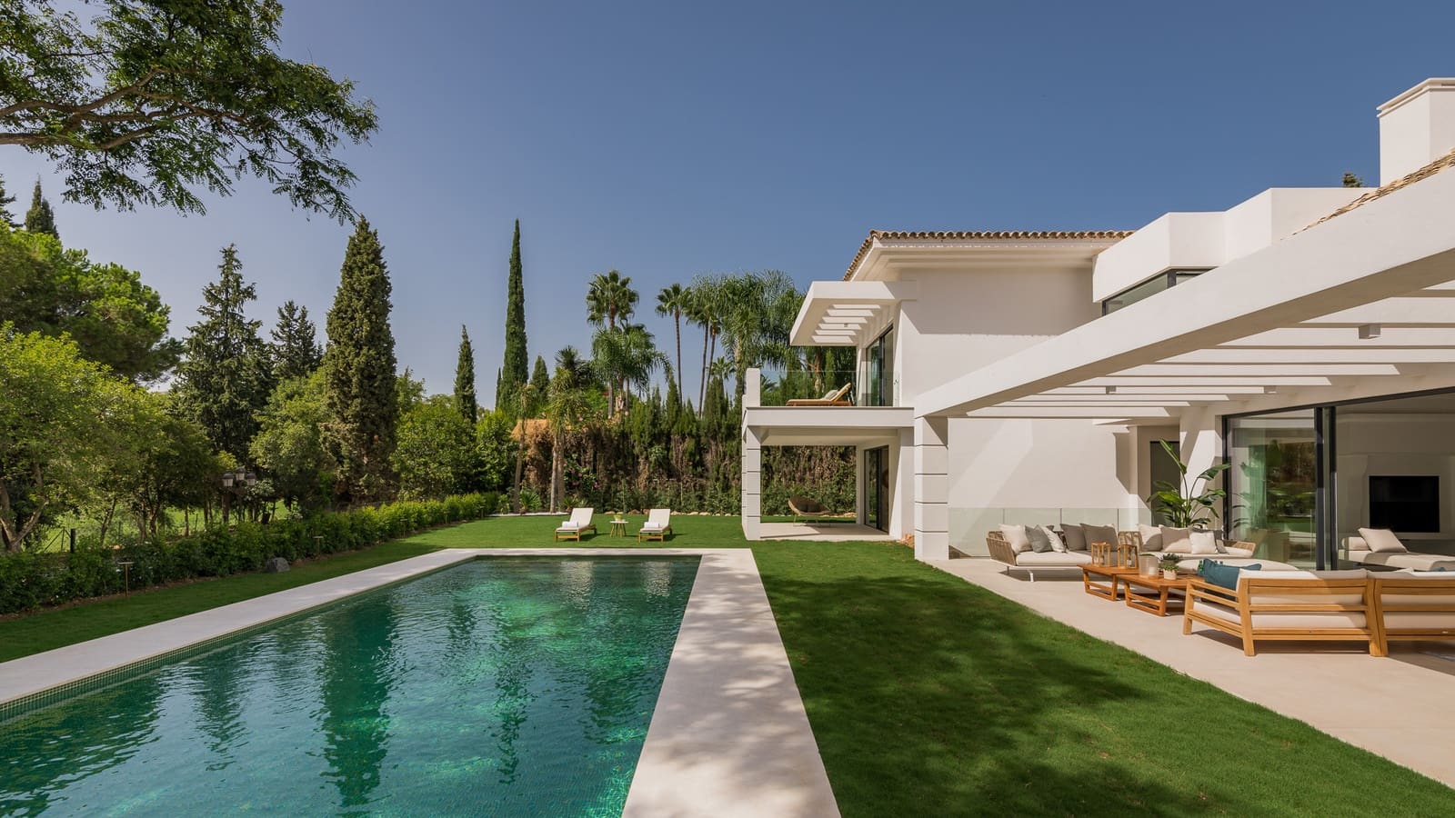 5 camera da letto Villa in vendita in El Paraiso con piscina garage - 6.350.000 € (Rif: 10002143)