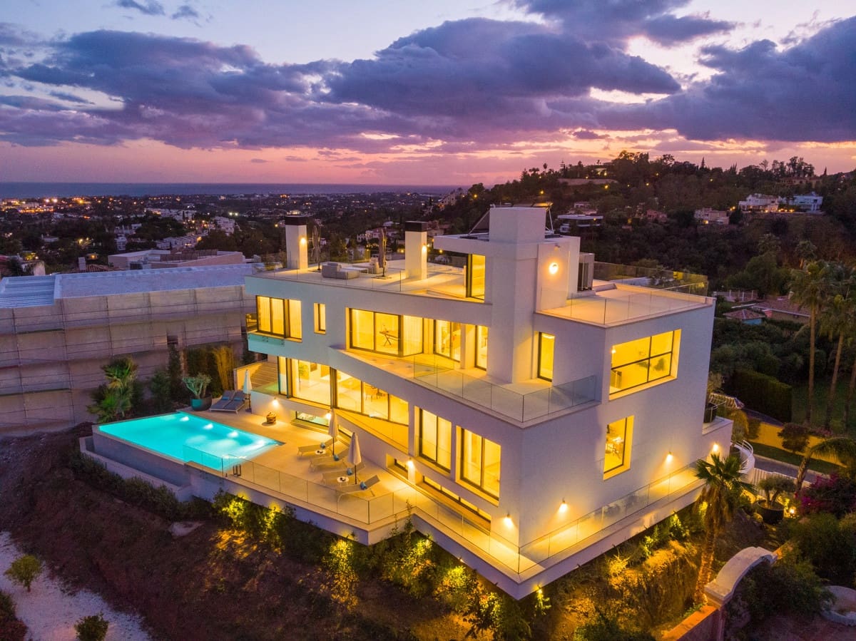 5 Zimmer Villa zu verkaufen in Marbella mit Pool Garage - 5.500.000 € (Ref: 10002146)