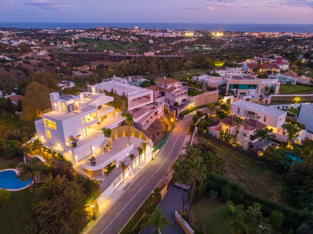 5 Zimmer Villa zu verkaufen in Marbella mit Pool Garage - 5.500.000 € (Ref: 10002146)