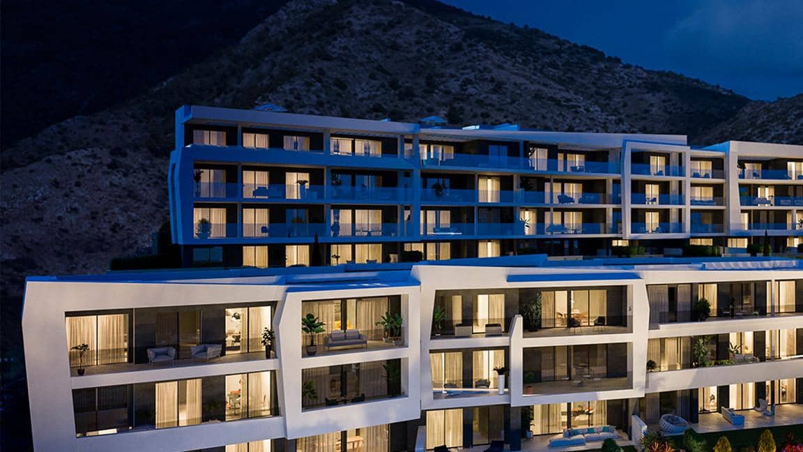 Apartamento de 2 habitaciones en Fuengirola en venta con piscina garaje - 398.000 € (Ref: 10002150)