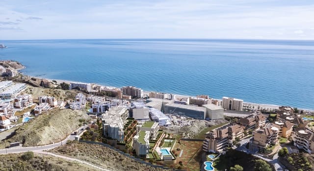 Apartamento de 2 habitaciones en Fuengirola en venta con piscina garaje - 398.000 € (Ref: 10002150)