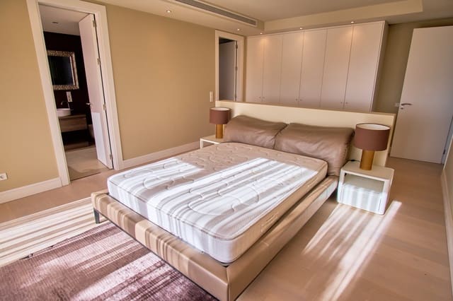 6 slaapkamer Villa te koop in Marbella met zwembad garage - € 2.300.000 (Ref: 10002155)