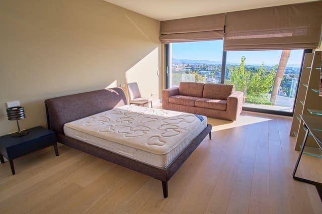 6 slaapkamer Villa te koop in Marbella met zwembad garage - € 2.300.000 (Ref: 10002155)