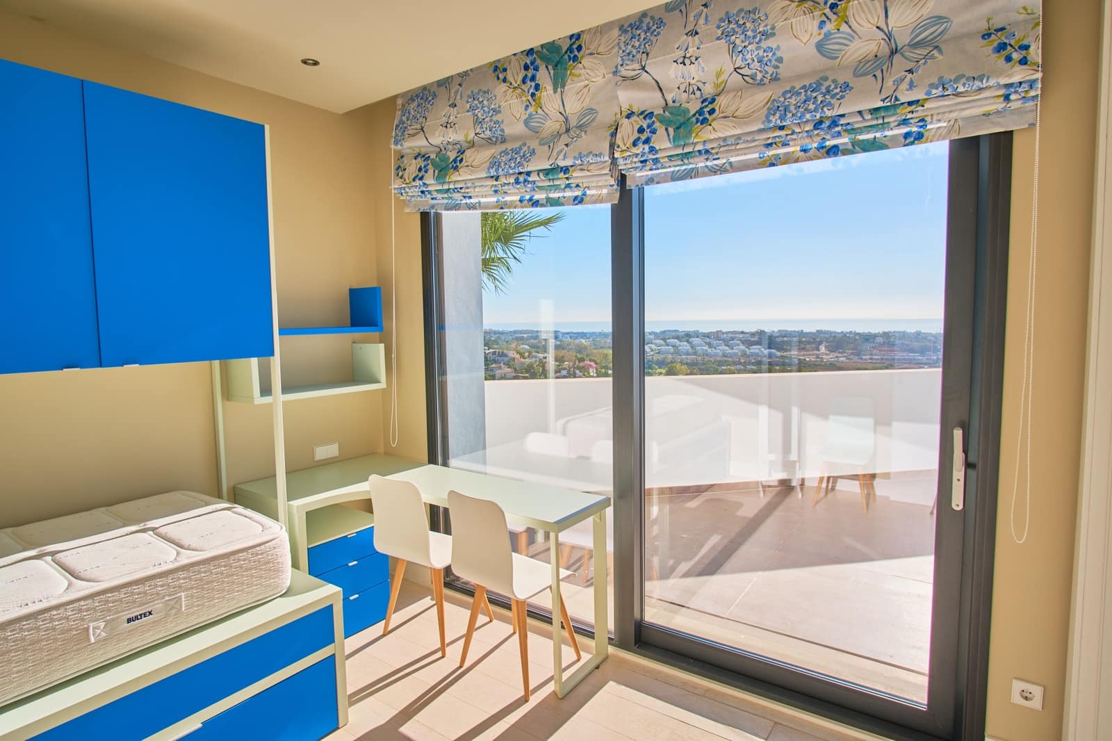 6 slaapkamer Villa te koop in Marbella met zwembad garage - € 2.300.000 (Ref: 10002155)