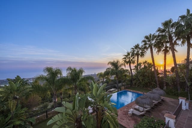 6 sypialnia Willa na sprzedaż w Marbella z basenem garażem - 4 000 000 € (Ref: 10002157)
