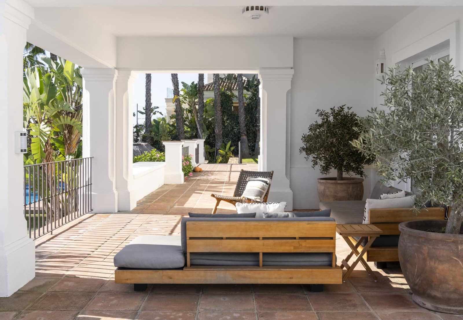 6 sypialnia Willa na sprzedaż w Marbella z basenem garażem - 4 000 000 € (Ref: 10002157)