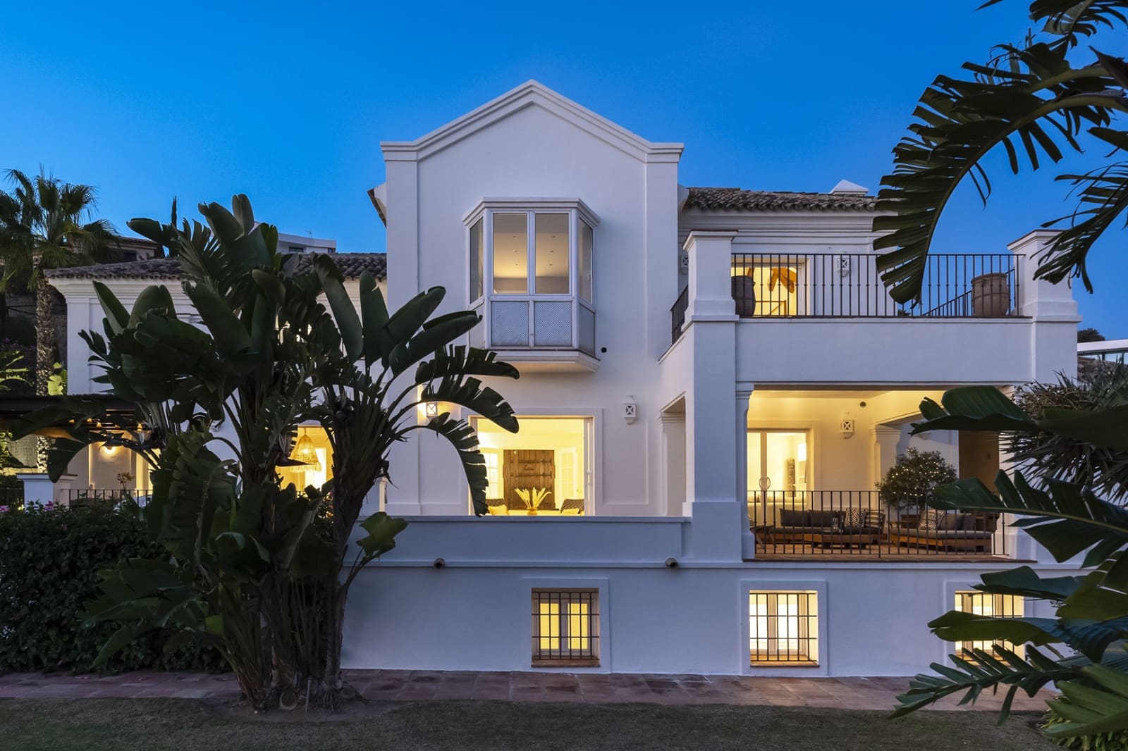 6 sypialnia Willa na sprzedaż w Marbella z basenem garażem - 4 000 000 € (Ref: 10002157)