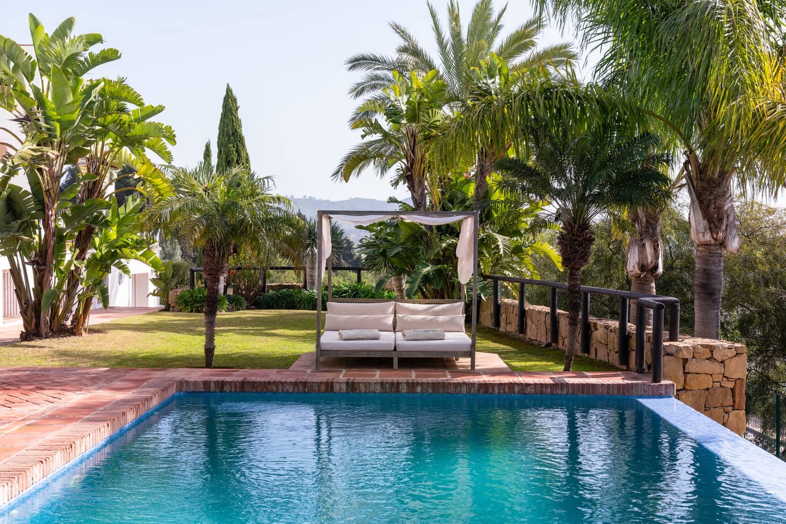 6 sypialnia Willa na sprzedaż w Marbella z basenem garażem - 4 000 000 € (Ref: 10002157)
