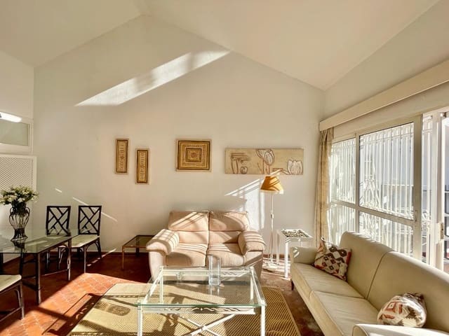 2 sovrum Lägenhet till salu i Marbella med pool - 350 000 € (Ref: 10002159)