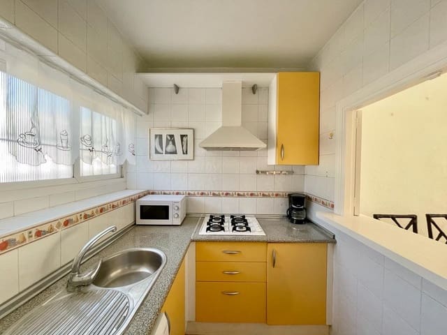 2 sovrum Lägenhet till salu i Marbella med pool - 350 000 € (Ref: 10002159)