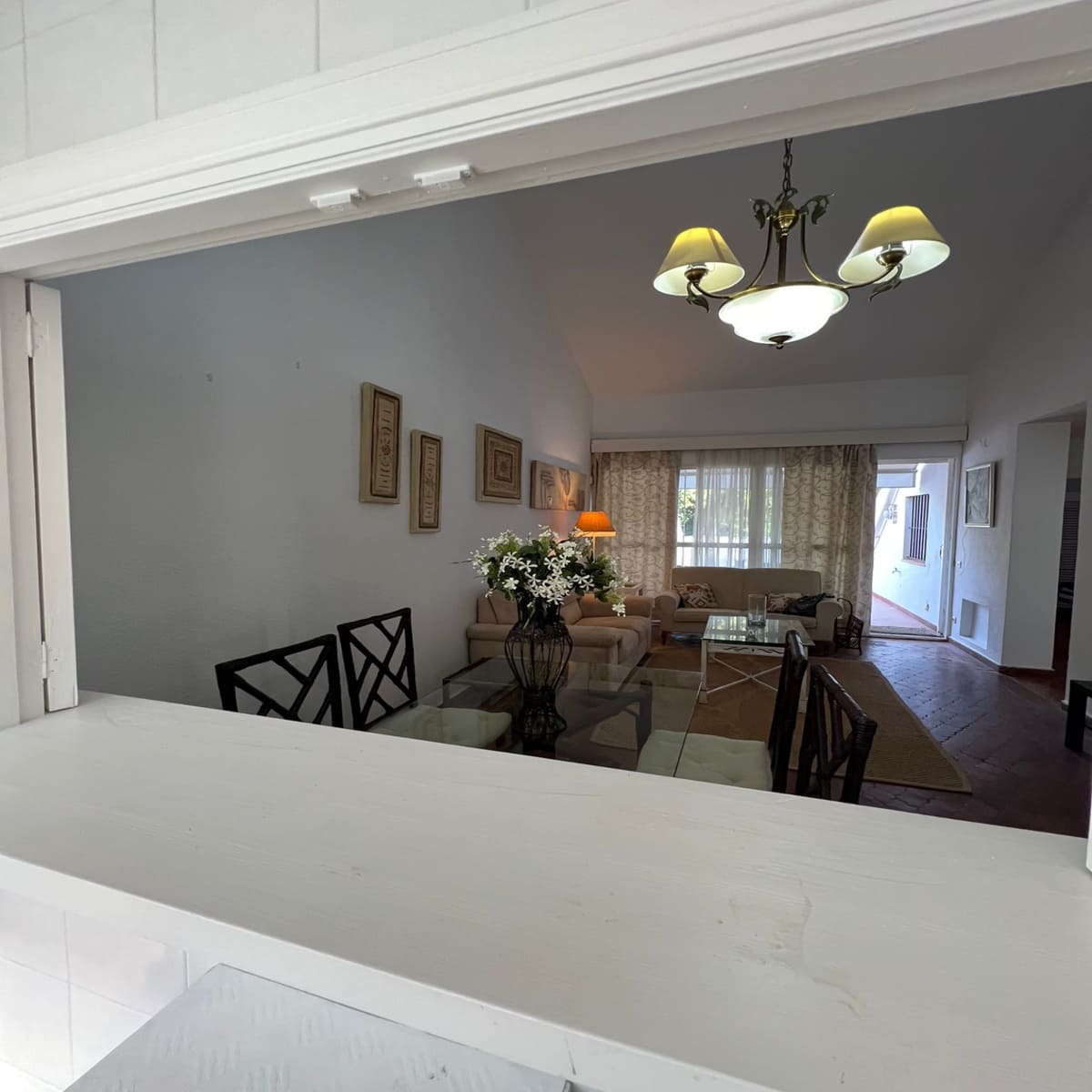 2 sovrum Lägenhet till salu i Marbella med pool - 350 000 € (Ref: 10002159)