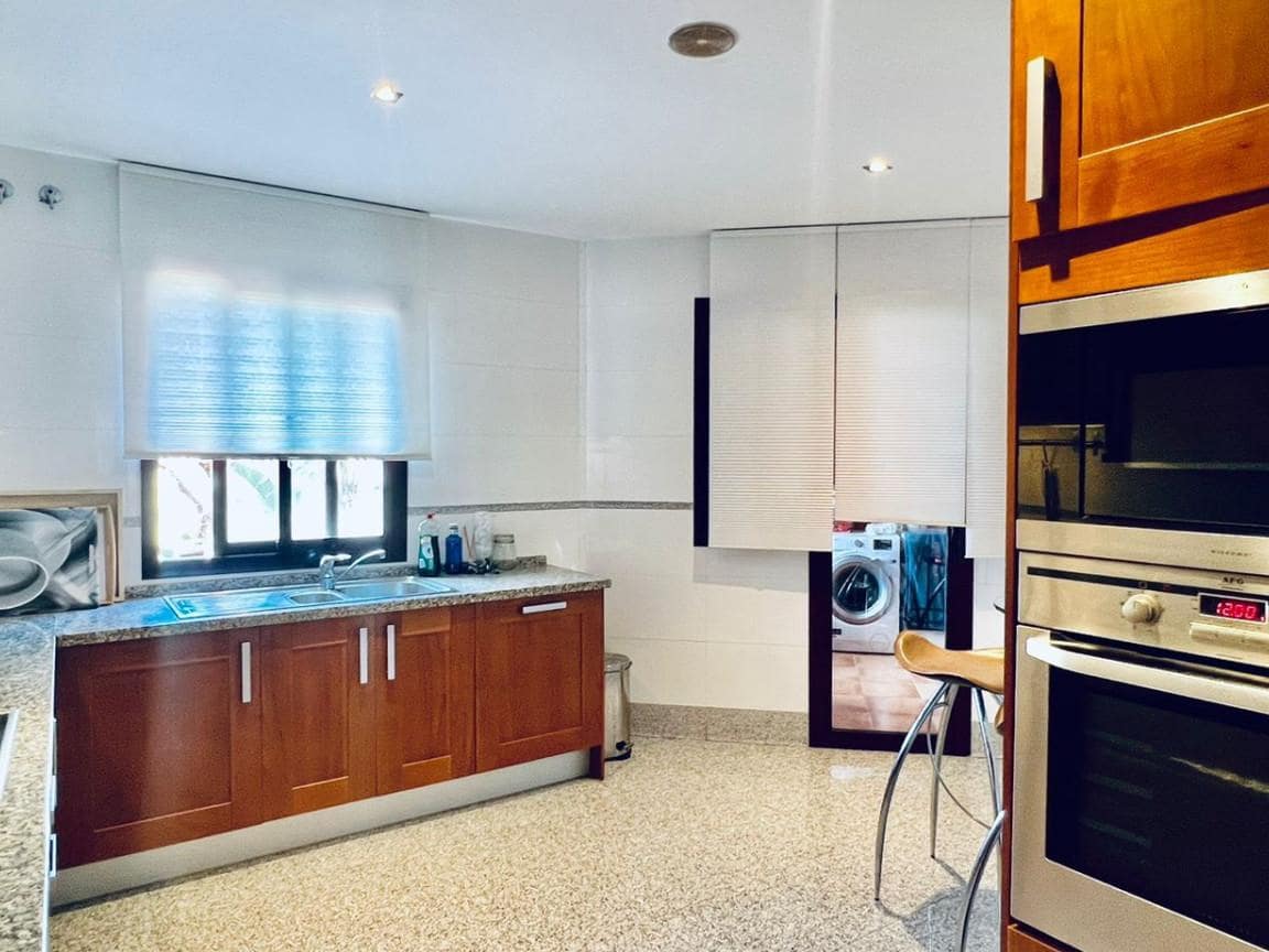 3 sovrum Lägenhet till salu i Marbella med pool garage - 535 000 € (Ref: 10002163)